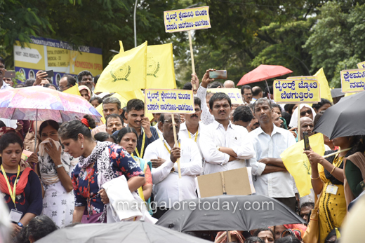 tailors protest